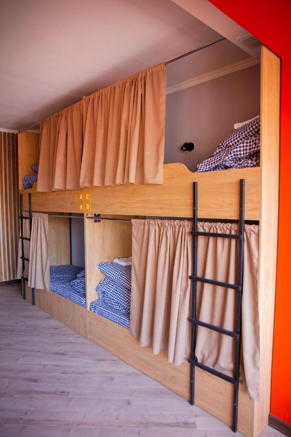 People Hostel Бишкек Экстерьер фото